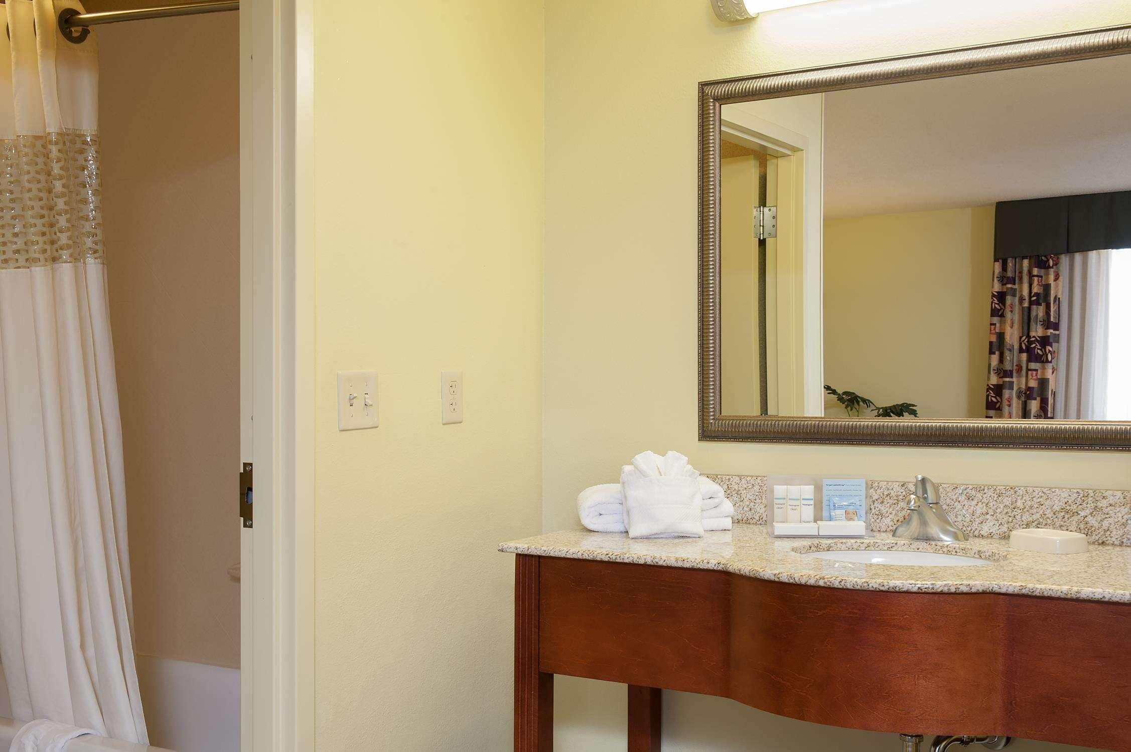 Hampton Inn Macomb Экстерьер фото