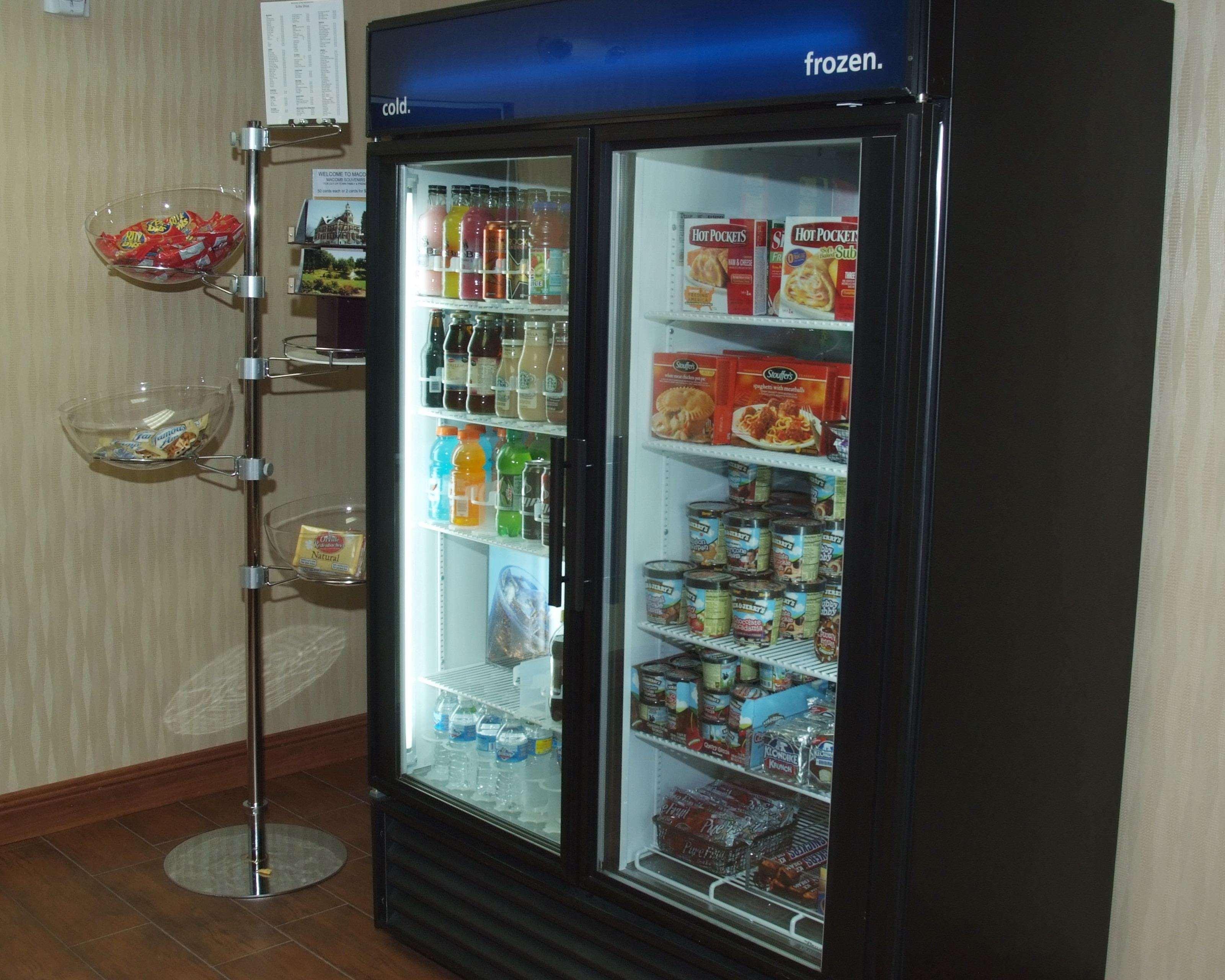 Hampton Inn Macomb Удобства фото