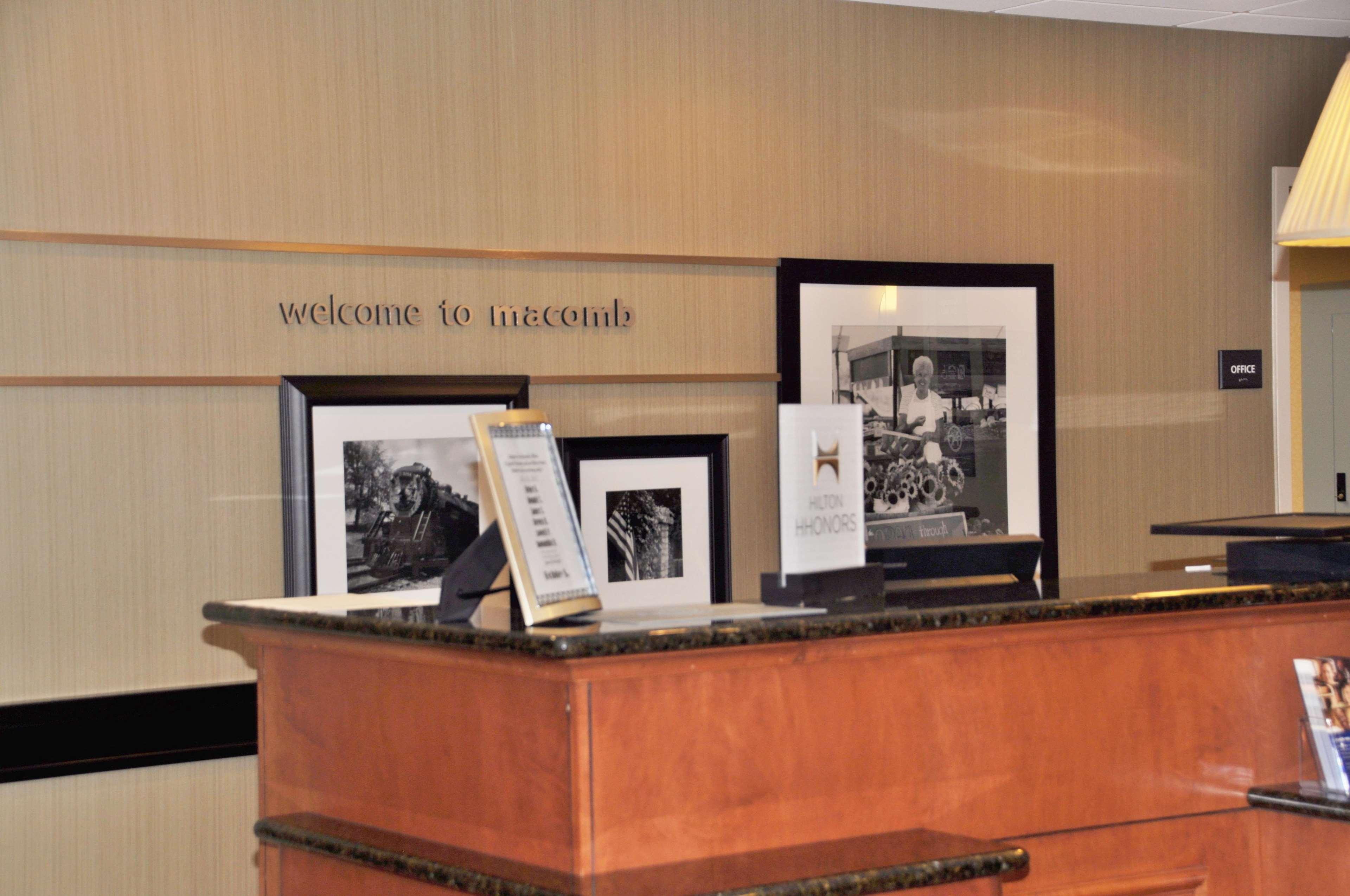 Hampton Inn Macomb Экстерьер фото